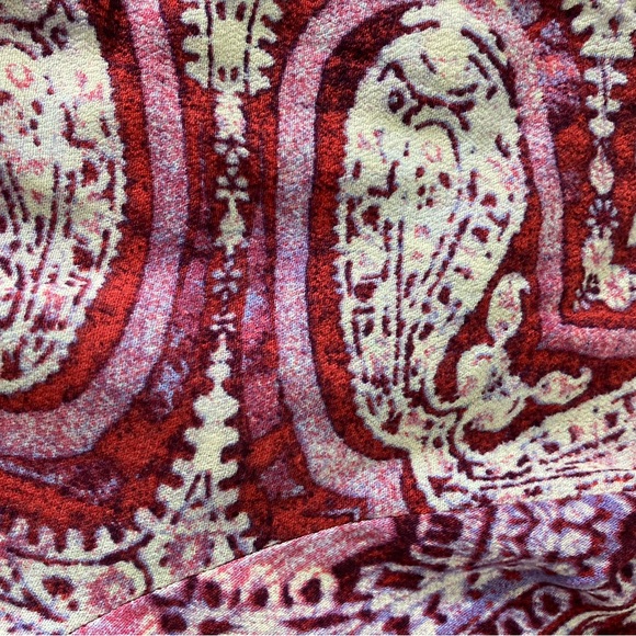 Free People paisley, pink, red & white dressy top, 100% rayon, size extra small - Picture 2 of 5